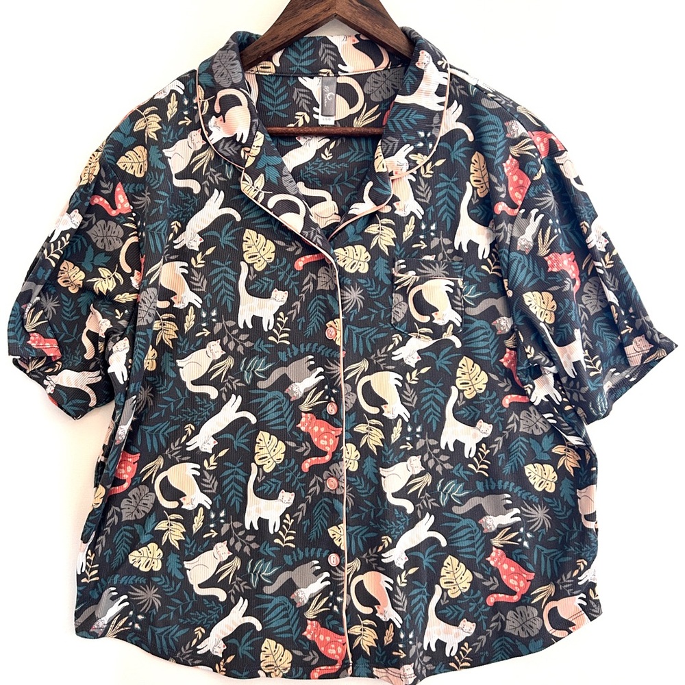 PJ Couture Womens Large Cat Print Pajama Set Button Down Cozy Lounge - Picture 8 of 10